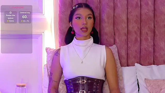 Mimi-Nyx online show from 05.05.26