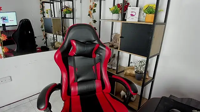 MiaFox 03 online show from 01.19.26