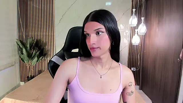 Snapshot of Bianca_baldwin_ chatting on 12.14.25 Bianca baldwin online show from 12.14.25