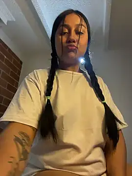 Nova hotXXX online show from 12.17.25