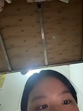 Snapshot of Kawaii-P chatting on 12.17.25 Kawaii-P online show from 12.17.25