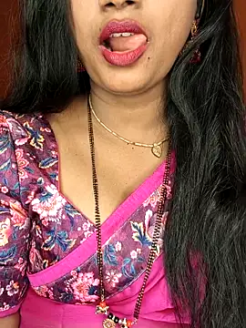 Snapshot of Rachu_love chatting on 06.13.26 Rachu love online show from 06.13.26