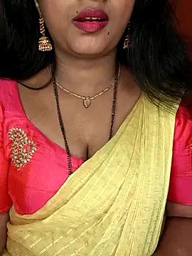 Snapshot of Rachu_love chatting on 06.19.26 Rachu love online show from 06.19.26