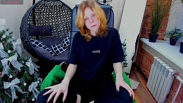 Soft Flame online show from 12.21.25