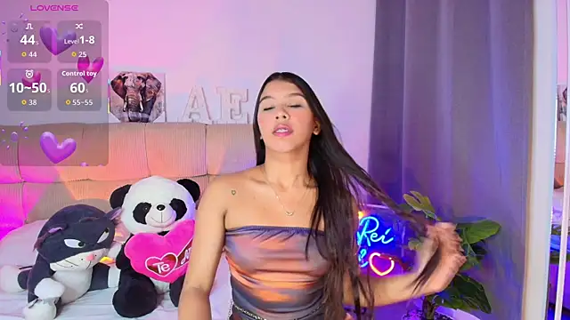 Snapshot of Ana_herrera chatting on 06.23.26 Ana herrera online show from 06.23.26