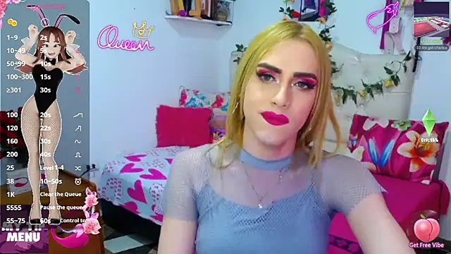 Snapshot of golden_girl01 chatting on 02.09.26 golden girl01 online show from 02.09.26