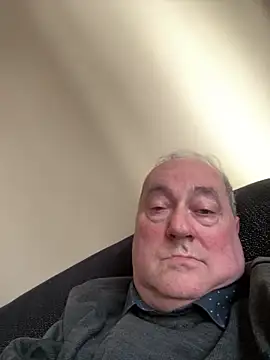 csikar online show from 04.13.26