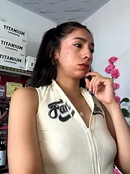 lunaluxury22 online show from 01.19.26