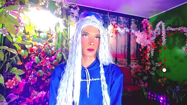 Snapshot of camila_vasquez_ chatting on 12.15.25 camila vasquez online show from 12.15.25