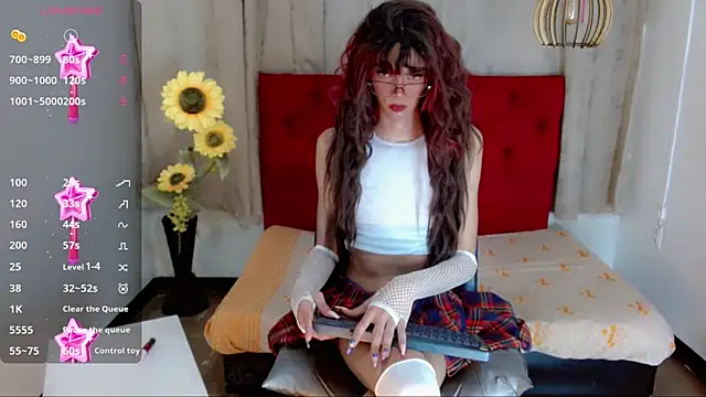 Snapshot of camila_vasquez_ chatting on 12.17.25 camila vasquez online show from 12.17.25