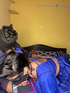 Snapshot of HOT-CUPAL22 chatting on 12.15.25 HOT-CUPAL22 online show from 12.15.25