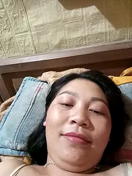 Snapshot of Happy_sexyx chatting on 12.16.25 Happy sexyx online show from 12.16.25