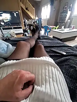 Snapshot of Biactif71 chatting on 10.14.25 Biactif71 online show from 10.14.25