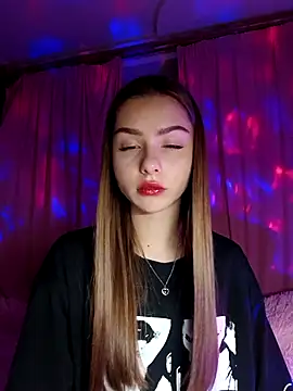 BitterPeach online show from 12.22.25