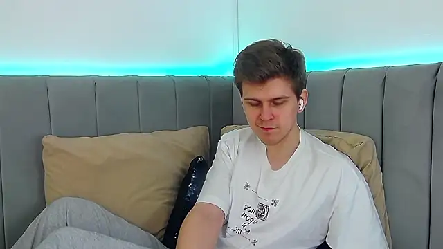 NickJohnas online show from 01.17.26