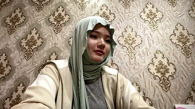 Snapshot of Katepleaurxo chatting on 12.17.25 Katepleaurxo online show from 12.17.25