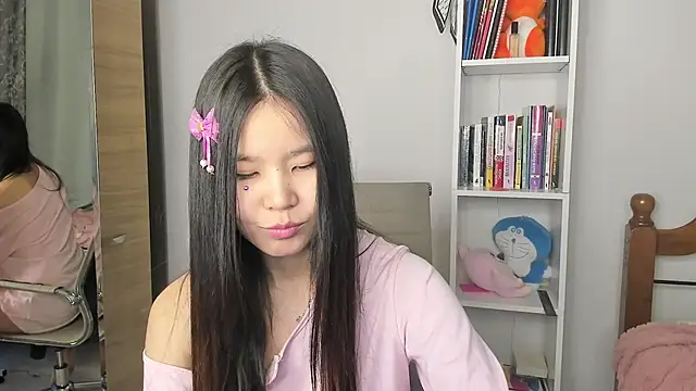 amiya cute online show from 02.21.26