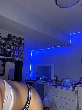 maisie goldxx online show from 03.03.26