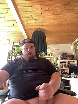 YoursxTruly online show from 02.18.26