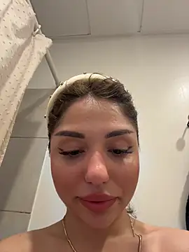 SilkyMira online show from 01.17.26