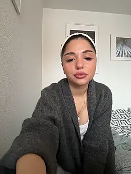 SilkyMira online show from 02.10.26