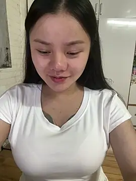 leo-kitty online show from 04.14.26