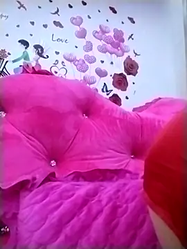 Snapshot of Lisa2k1 chatting on 12.18.25 Lisa2k1 online show from 12.18.25