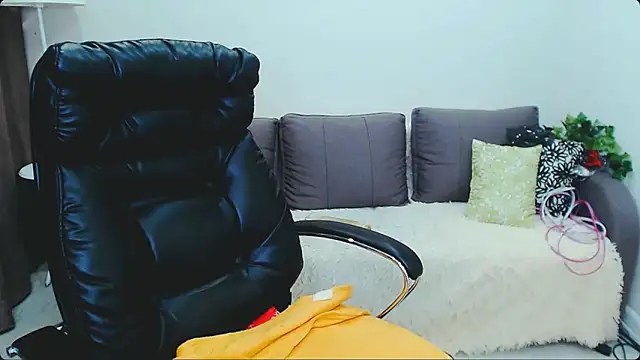 Hanna--Sweet online show from 03.13.26