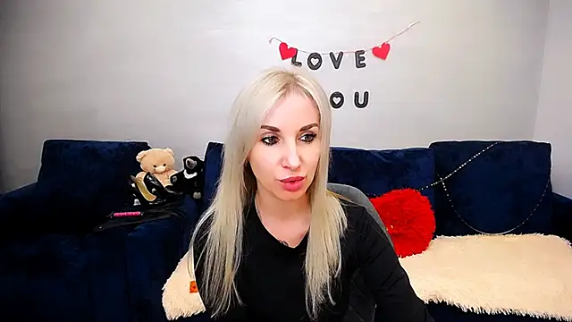 Hanna--Sweet online show from 04.07.26