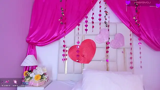 Silvanna-Casstro online show from 02.17.26