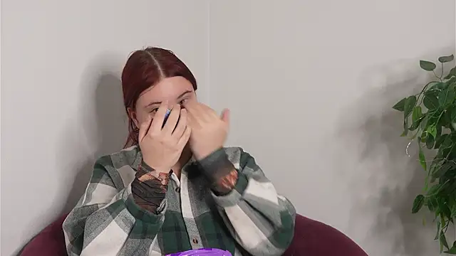 CoralWulf online show from 12.16.25