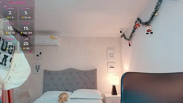 Snapshot of emmalove_doll chatting on 02.11.26 emmalove doll online show from 02.11.26