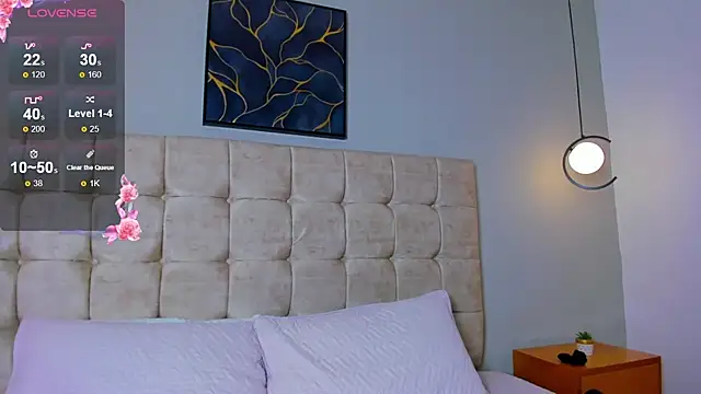 Lilie petite online show from 12.13.25