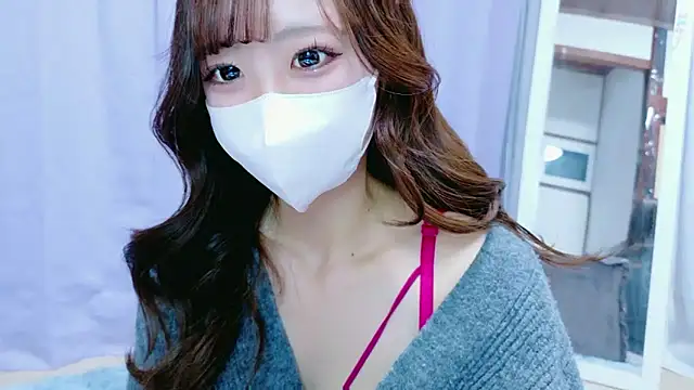 Snapshot of Yura_yura_ch chatting on 05.06.26 Yura yura ch online show from 05.06.26
