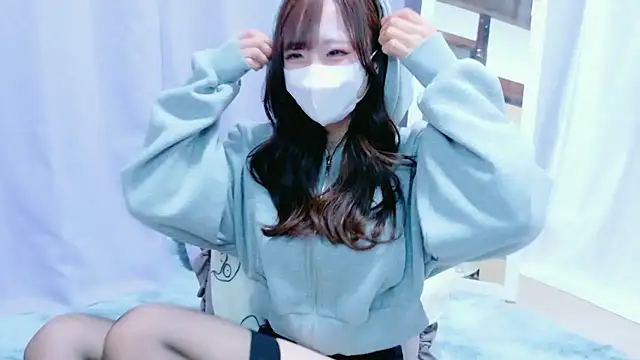 Snapshot of Yura_yura_ch chatting on 05.26.26 Yura yura ch online show from 05.26.26