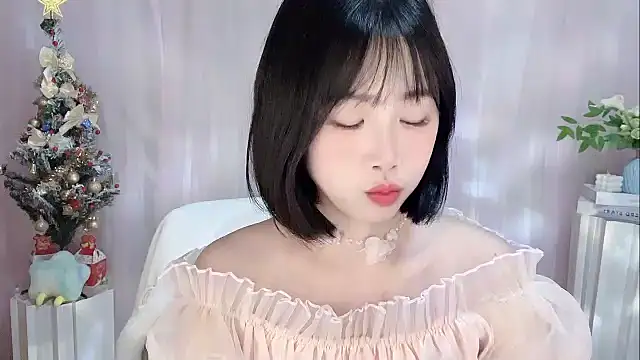 Pinkgirl520 online show from 01.17.26