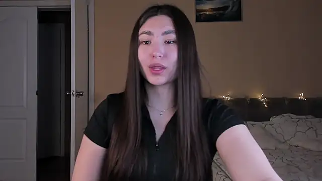 pink dove online show from 12.16.25