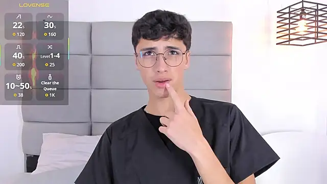 JoshClaarktt online show from 02.05.26