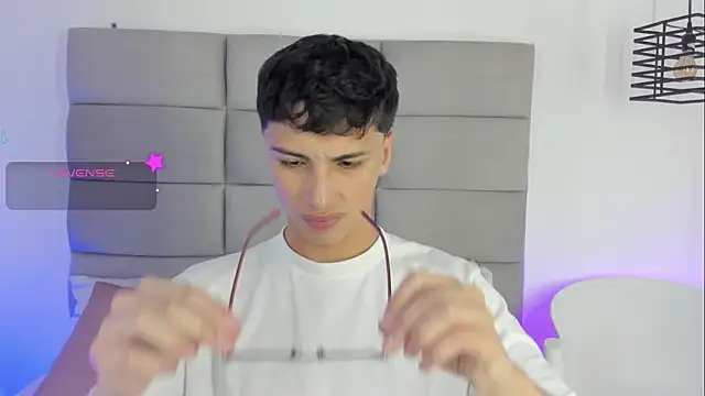 JoshClaarktt online show from 04.01.26