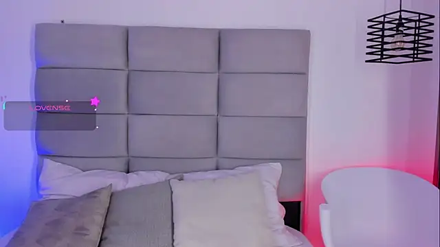 JoshClaarktt online show from 04.10.26