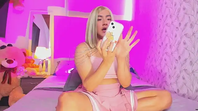 TaylorSweetI online show from 02.15.26