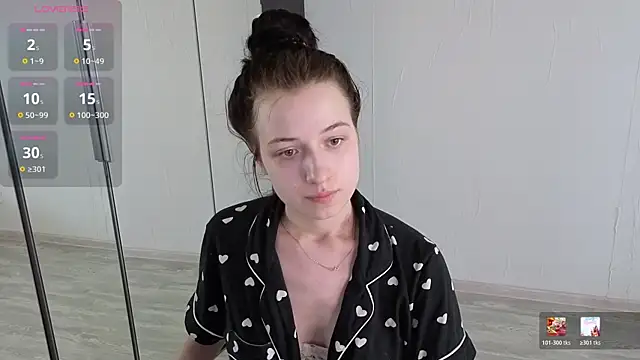 AlicePowells online show from 07.09.26
