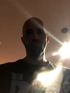 Snapshot of Nenelarge69 chatting on 12.14.25 Nenelarge69 online show from 12.14.25