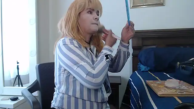 evelynsmithco online show from 01.17.26