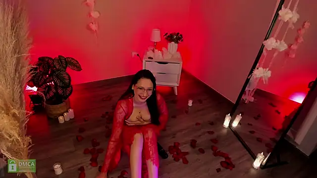 evangelineroos online show from 04.13.26