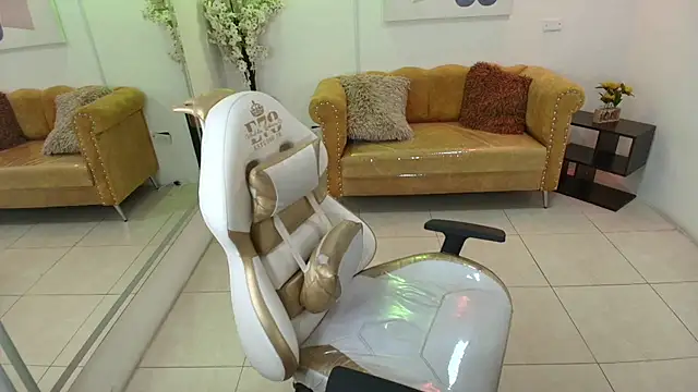 Carolina cherry online show from 04.10.26