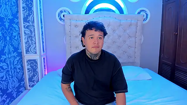 Beele and Evie online show from 02.27.26