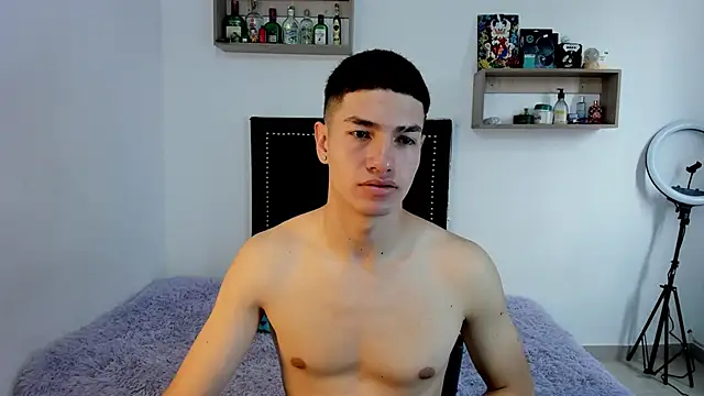 Snapshot of Nico_Nocturne chatting on 12.17.25 Nico Nocturne online show from 12.17.25