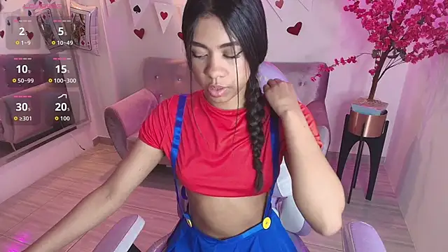 Sophie clay online show from 03.02.26