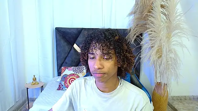 angelll18  online show from 02.18.26